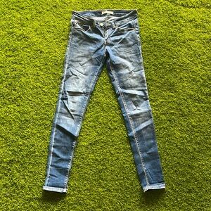 Low rise skinny KanCan